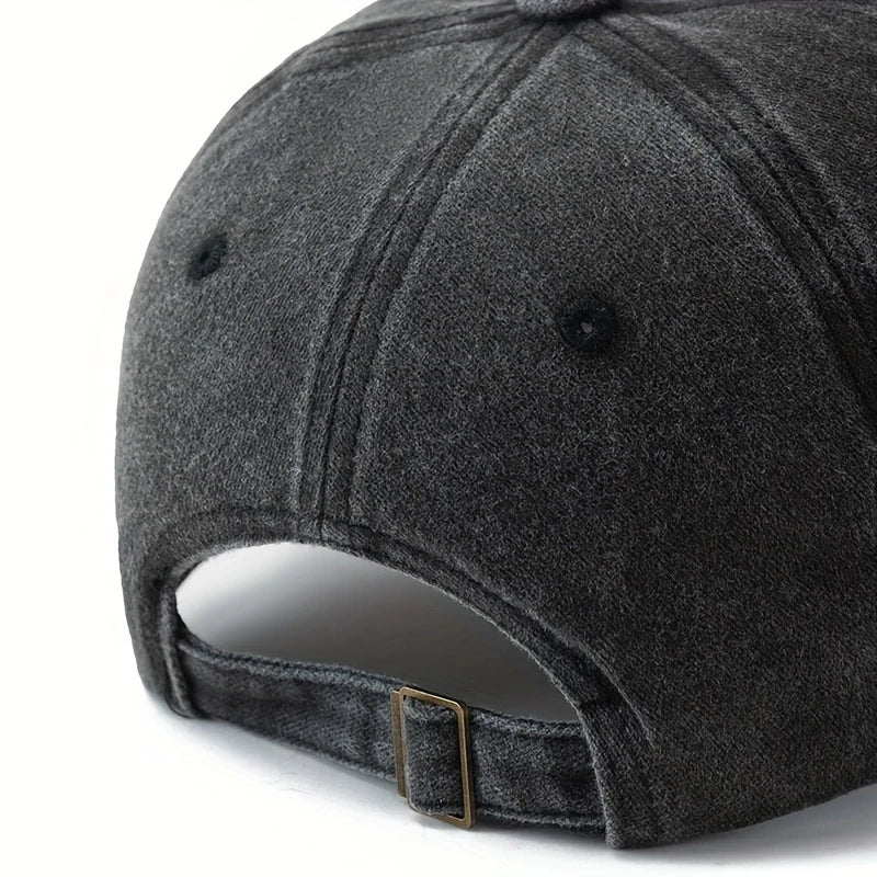 Бейсболка унисекс с надписью