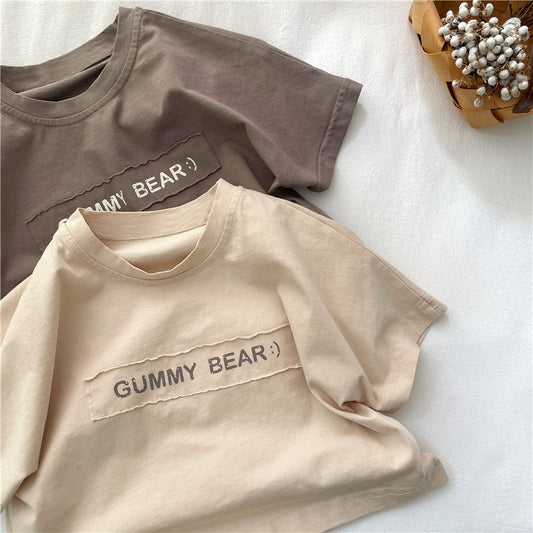 Детская футболка с надписью "Gummy bear"