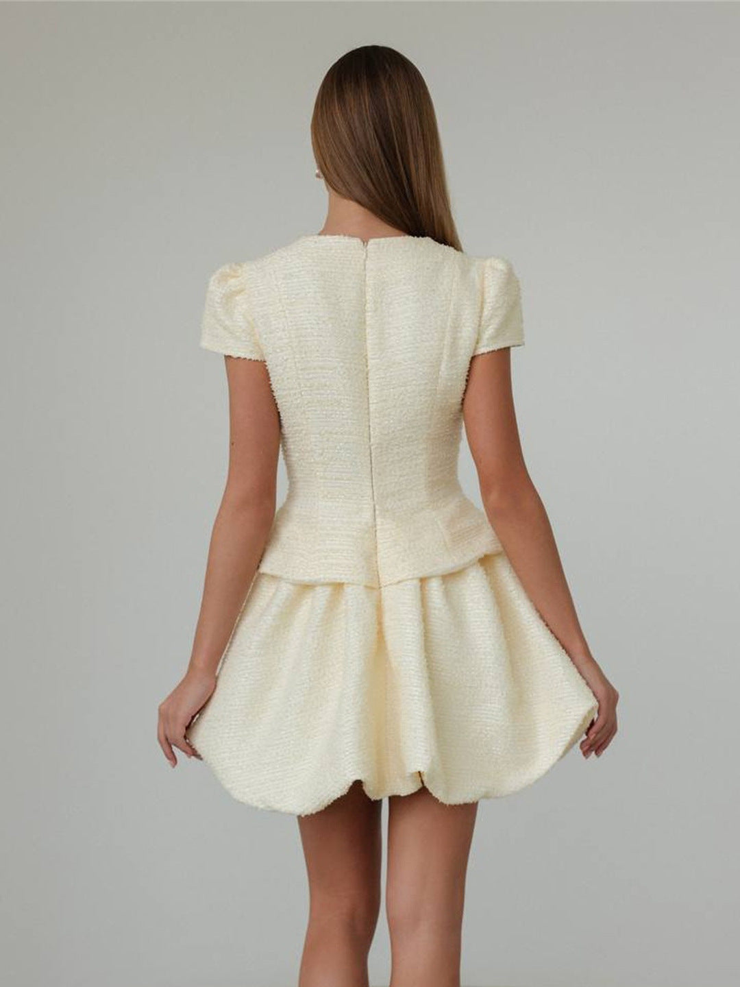 Элегантный костюм, жилет на пуговицах, юбка-тюльпан в стиле Шанель