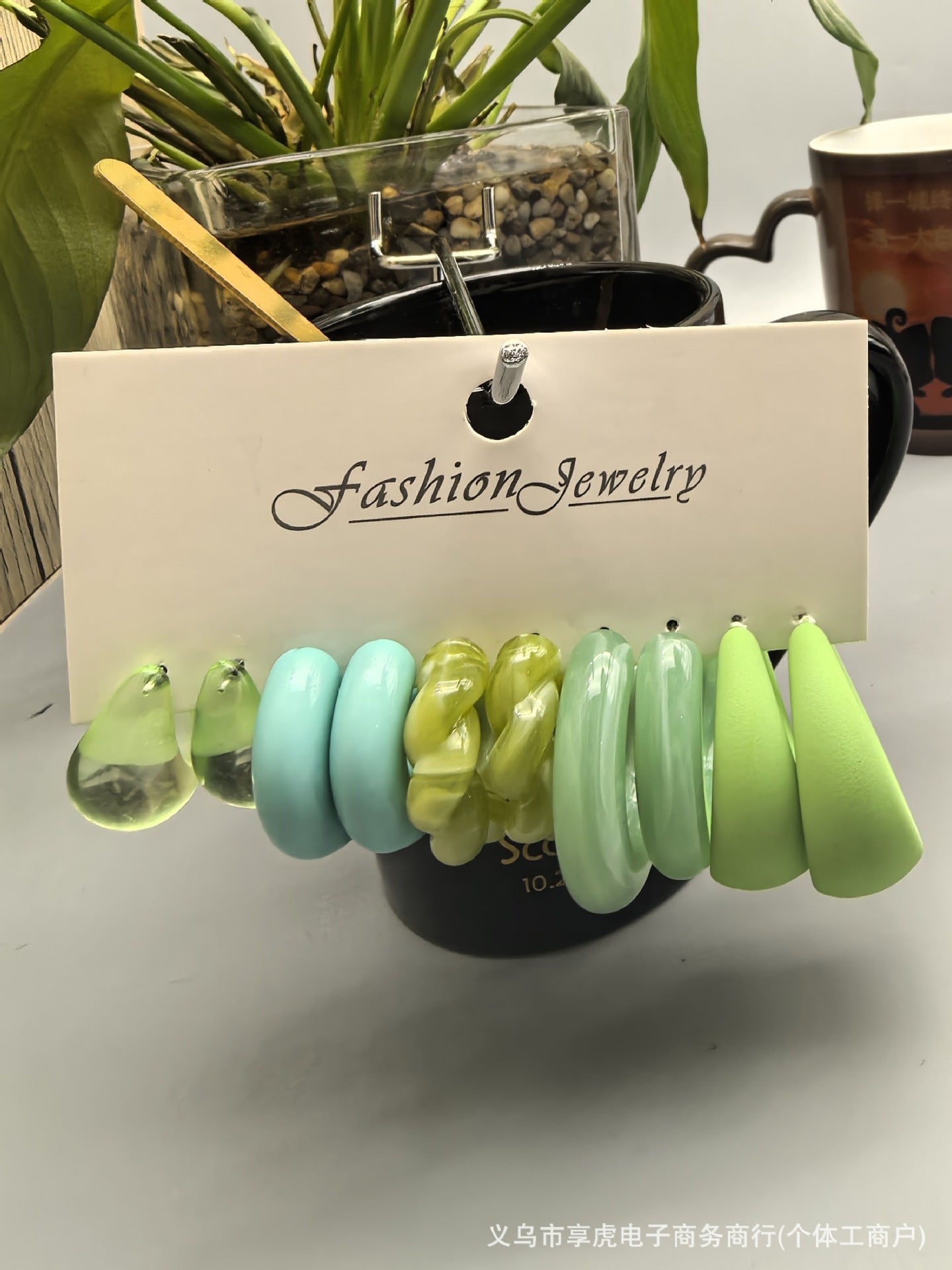 10 шт., популярные серьги в форме запятой в виде капли воды, симпатичный стиль