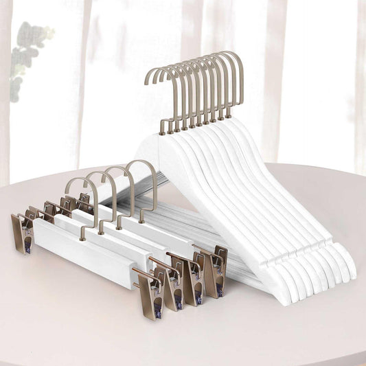 Вешалки для одежды деревянные