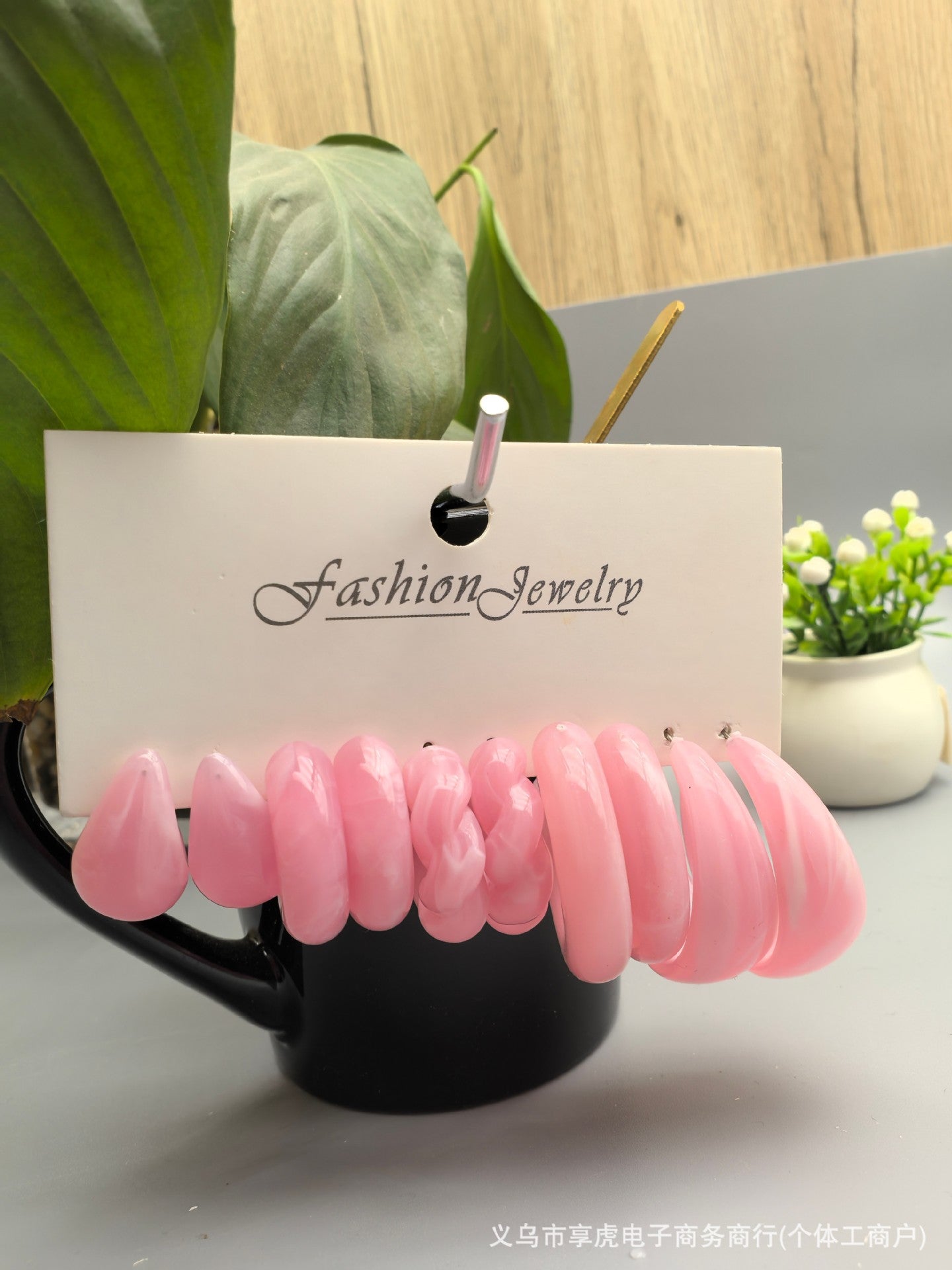 10 шт., популярные серьги в форме запятой в виде капли воды, симпатичный стиль